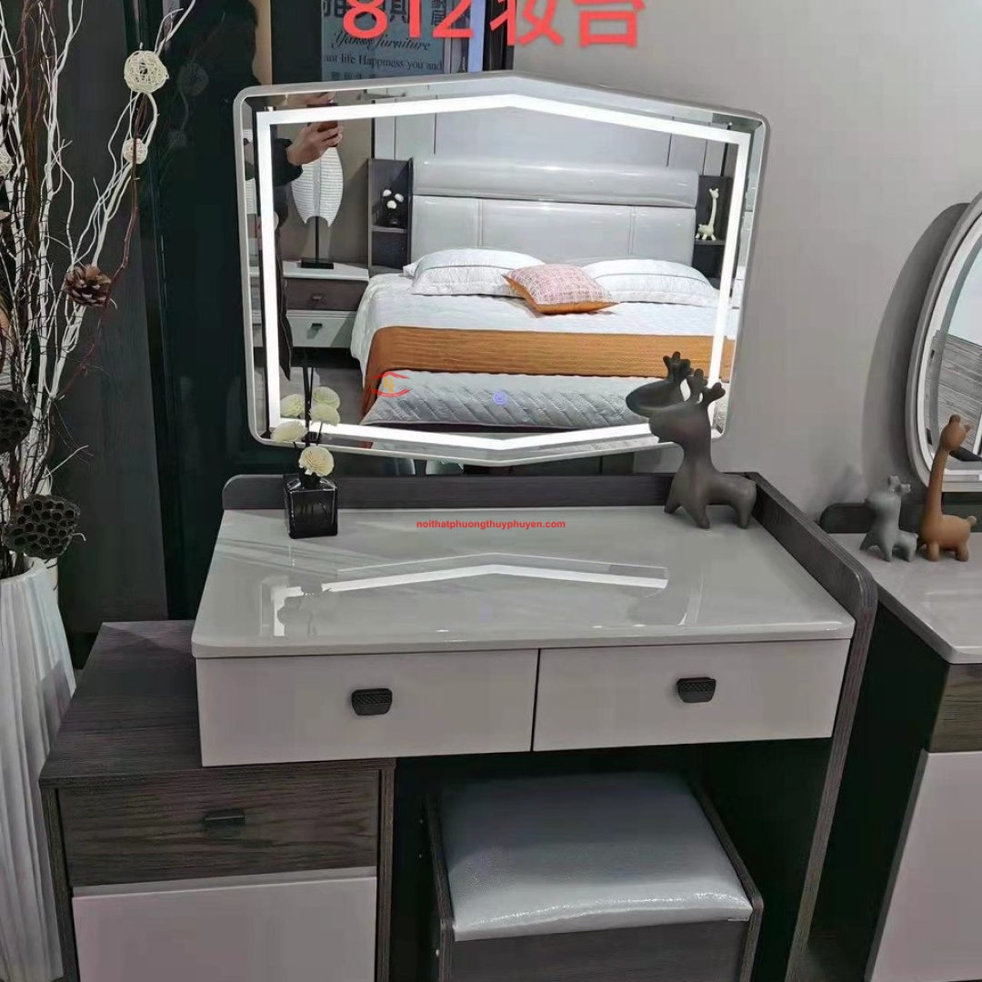 Bàn Trang Điểm 11