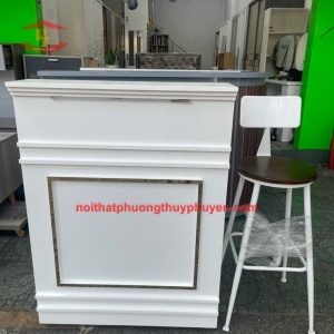 Bàn Quầy 4